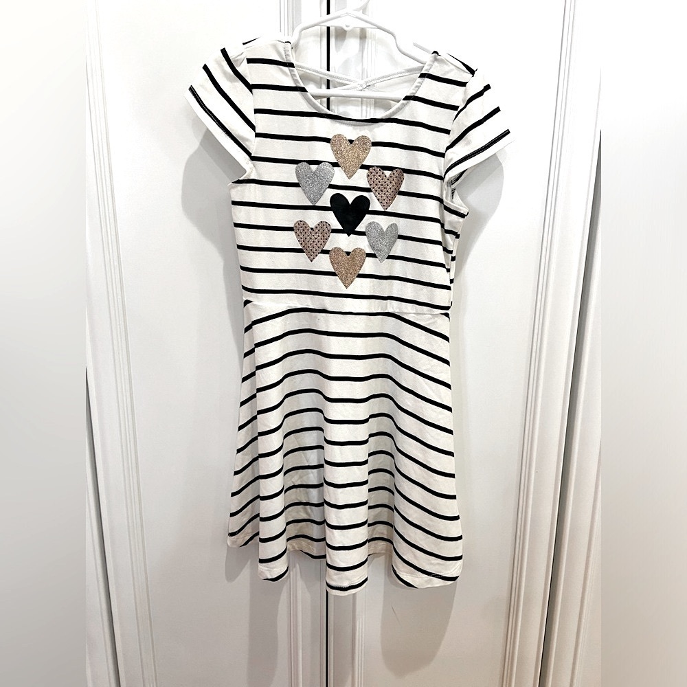 Epic Threads Girls Striped Heart Dress Size 6 Off White Black